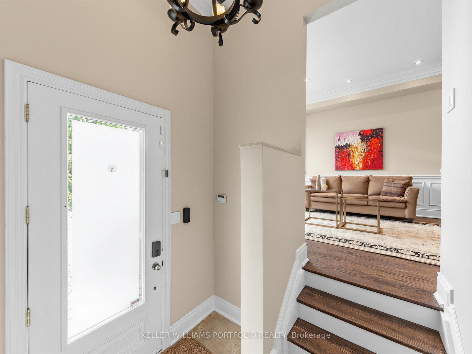 21 Albertus Avenue photo 4