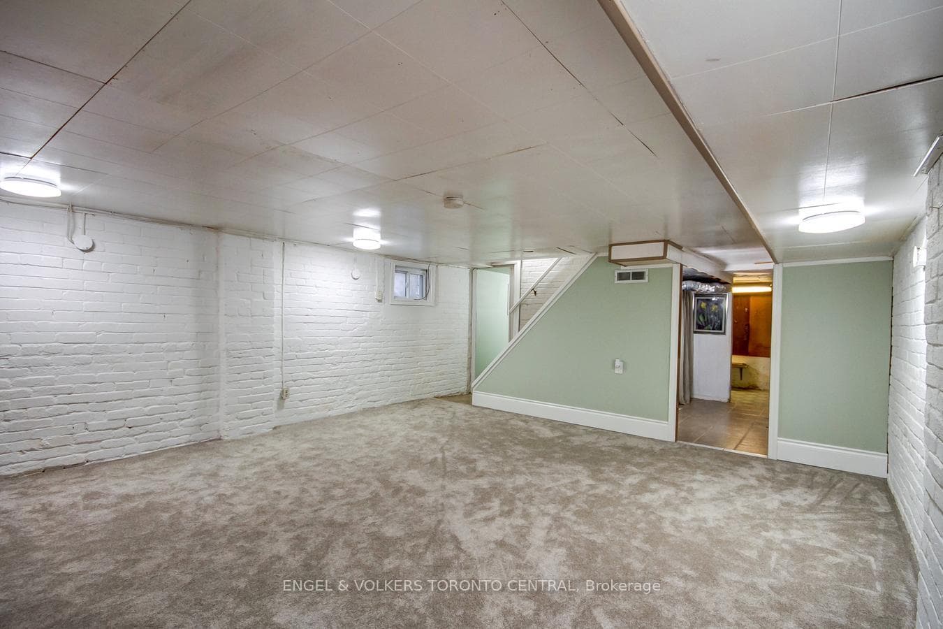 7 Wiley Avenue photo 18