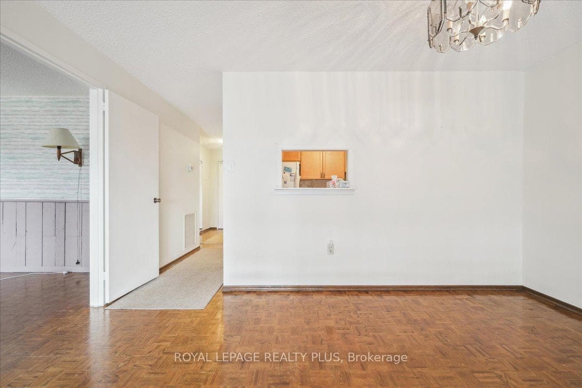 965 Inverhouse Drive Unit 1107 photo 17