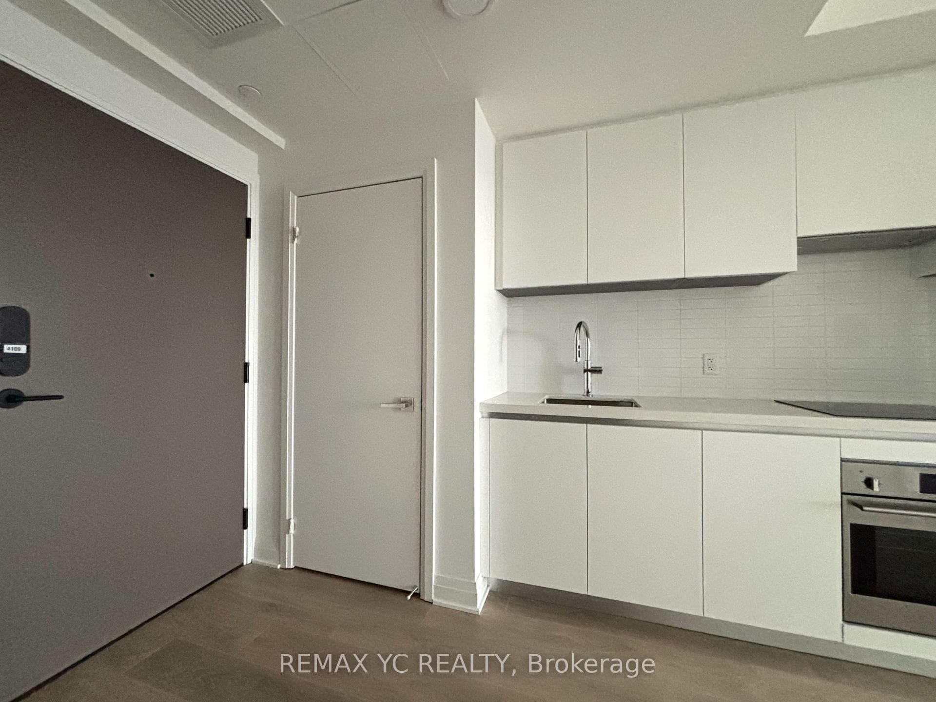 4015 The Exchange N/A Unit 4109 photo 6
