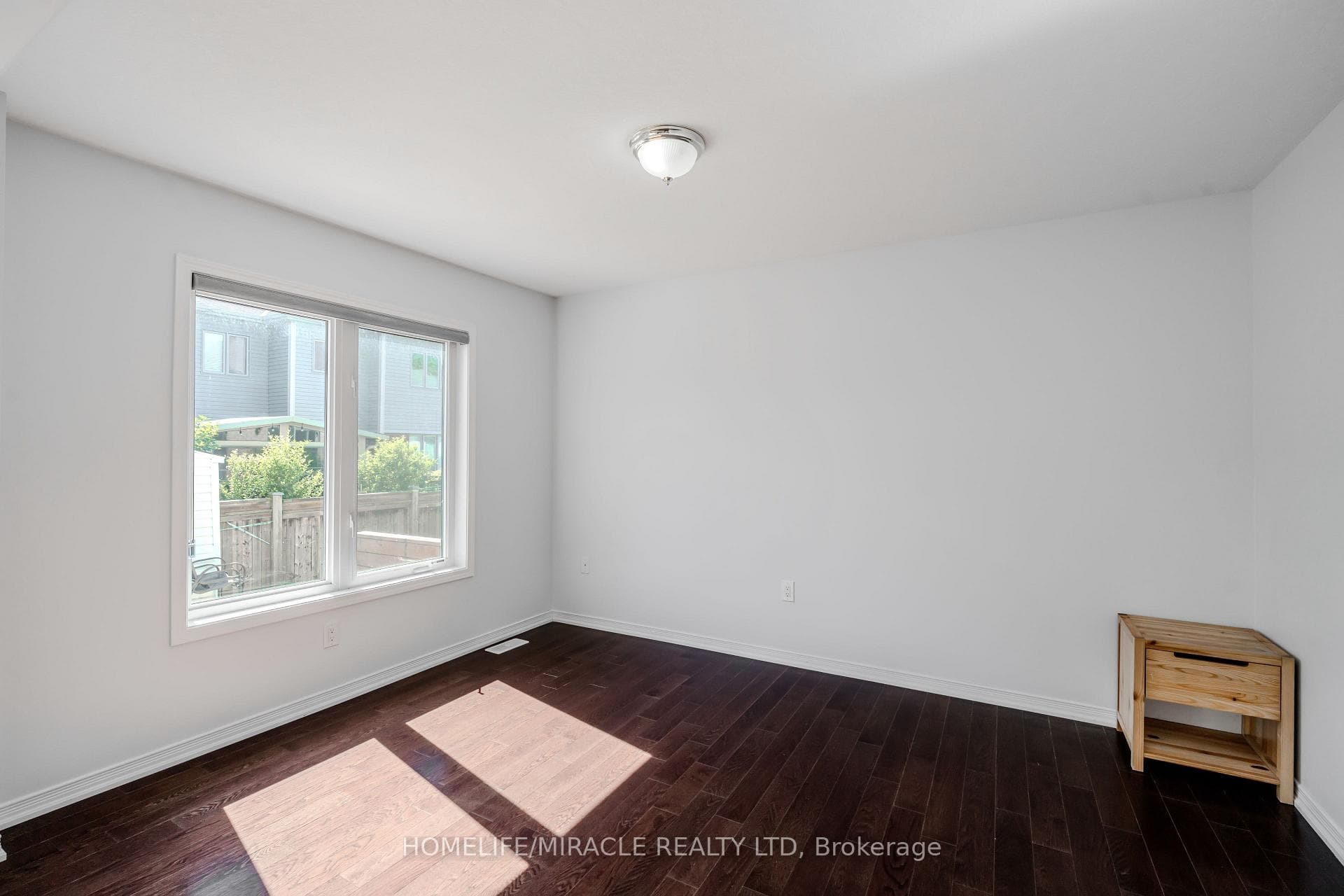 7836 Hoptree Road photo 15