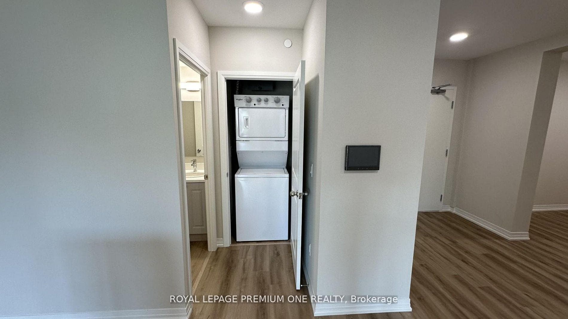 50 Herrick Avenue Unit 220 photo 29