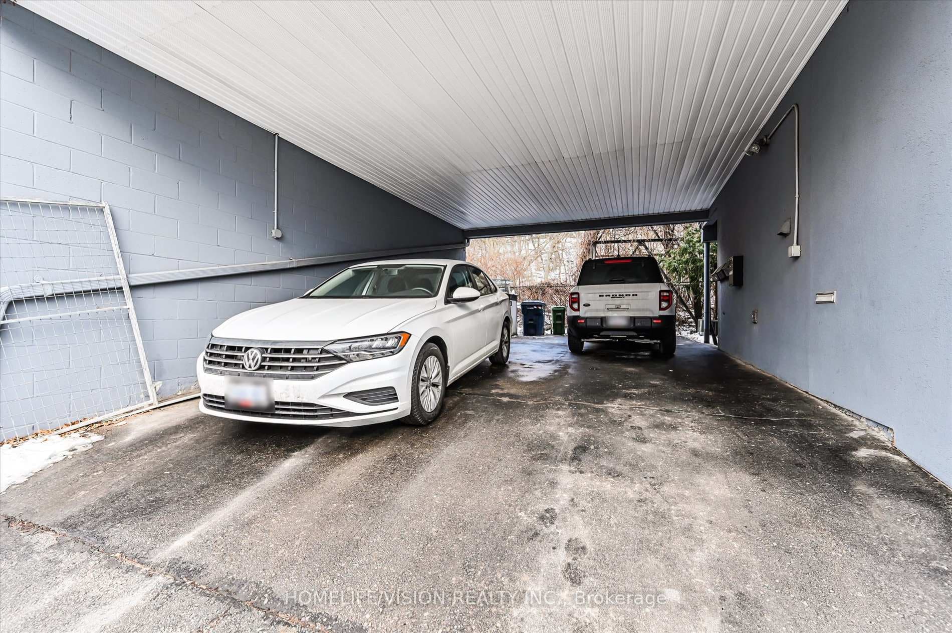Carport