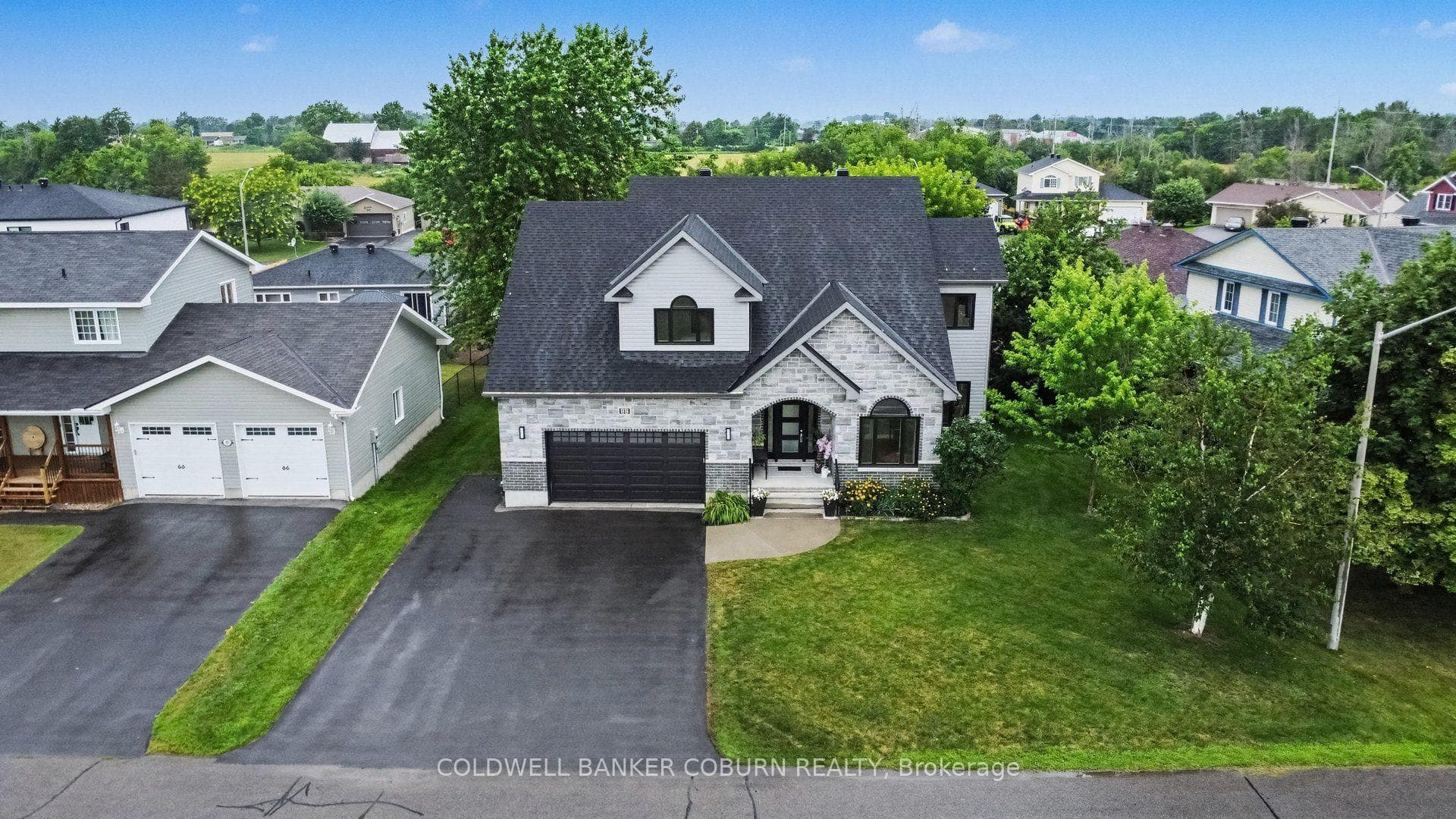 88 Tabitha Crescent photo 38