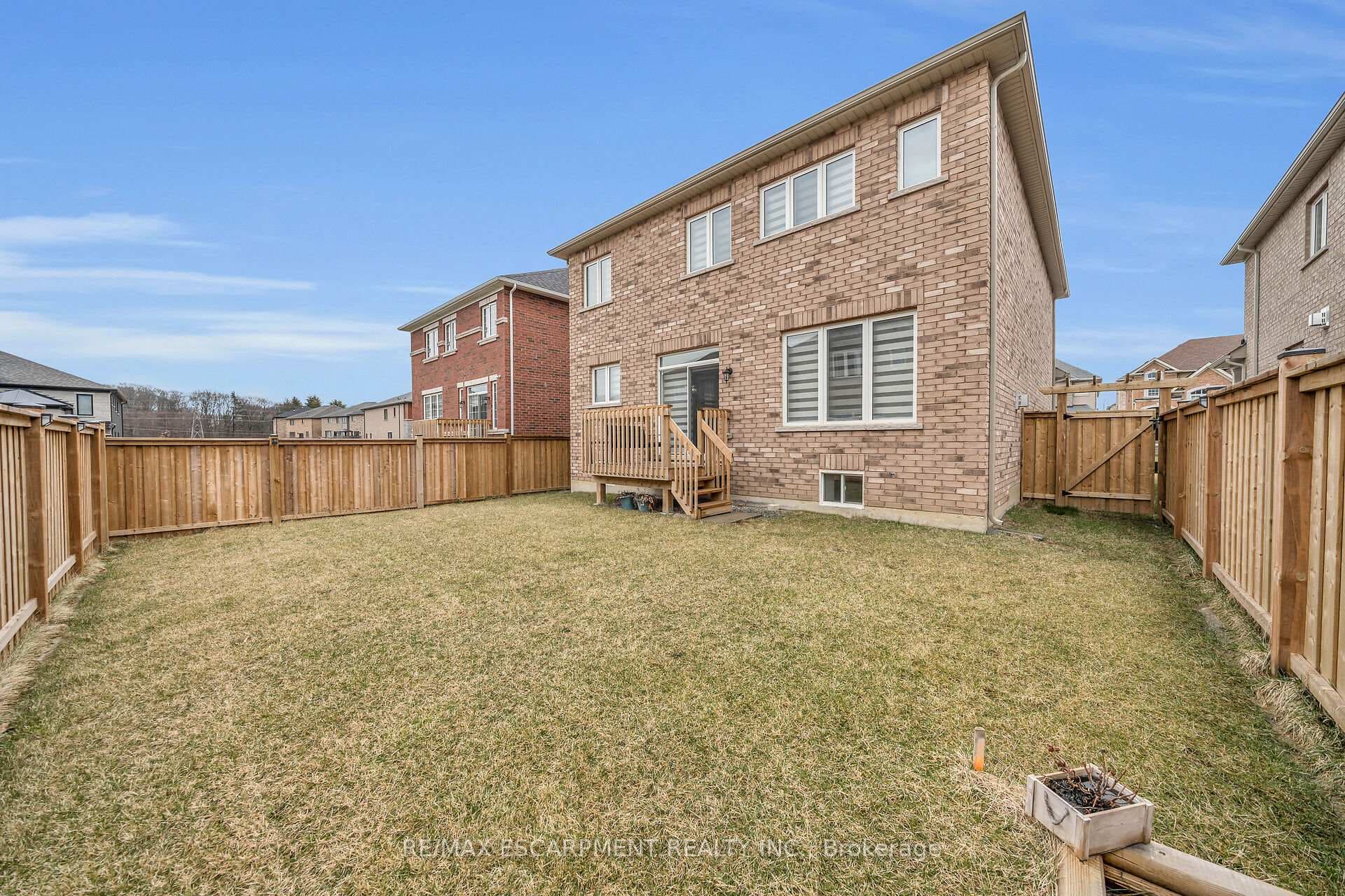 59 Findlay Drive photo 38