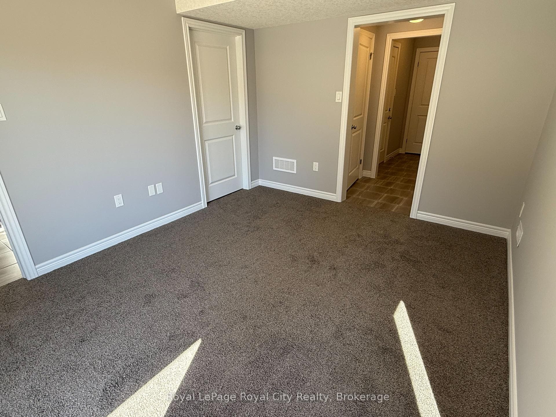 67 ARABELLA Drive photo 38
