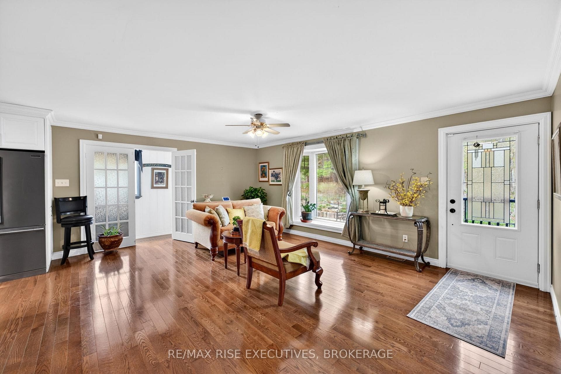 2405 Rideau Ferry Road photo 9
