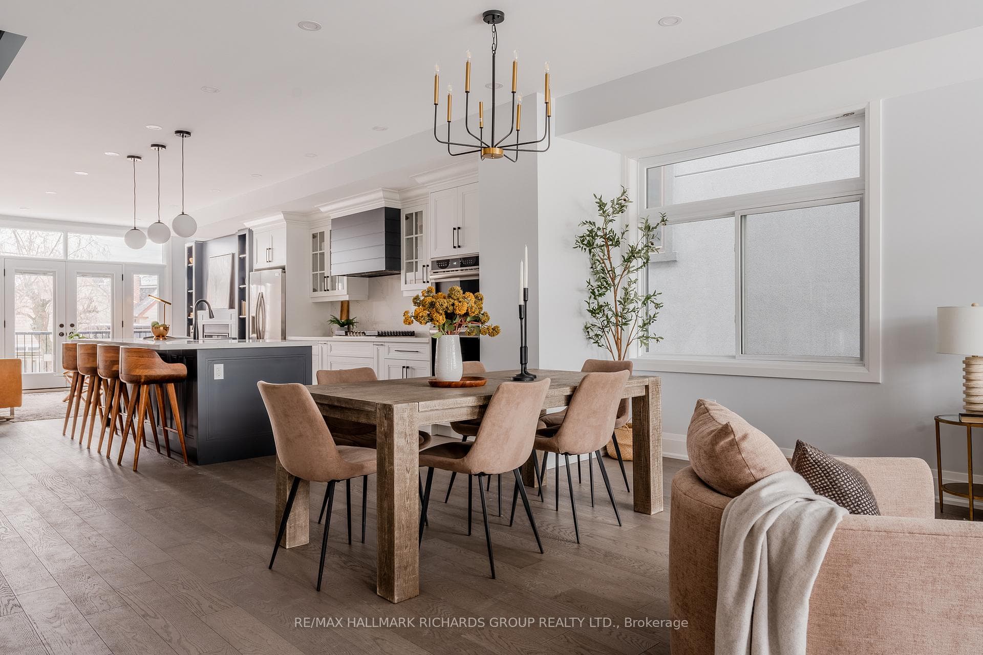 75 Holmstead Avenue photo 6