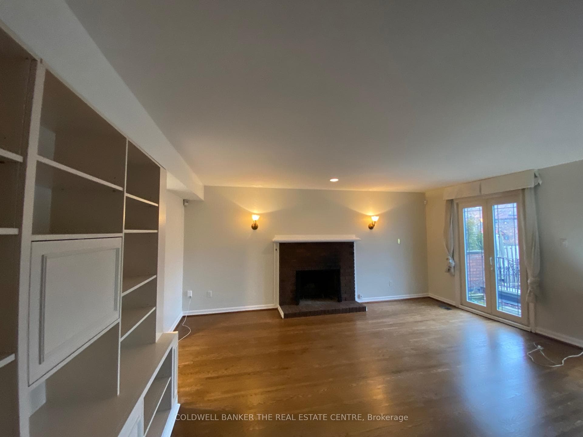 1073 Avenue Road Road photo 24