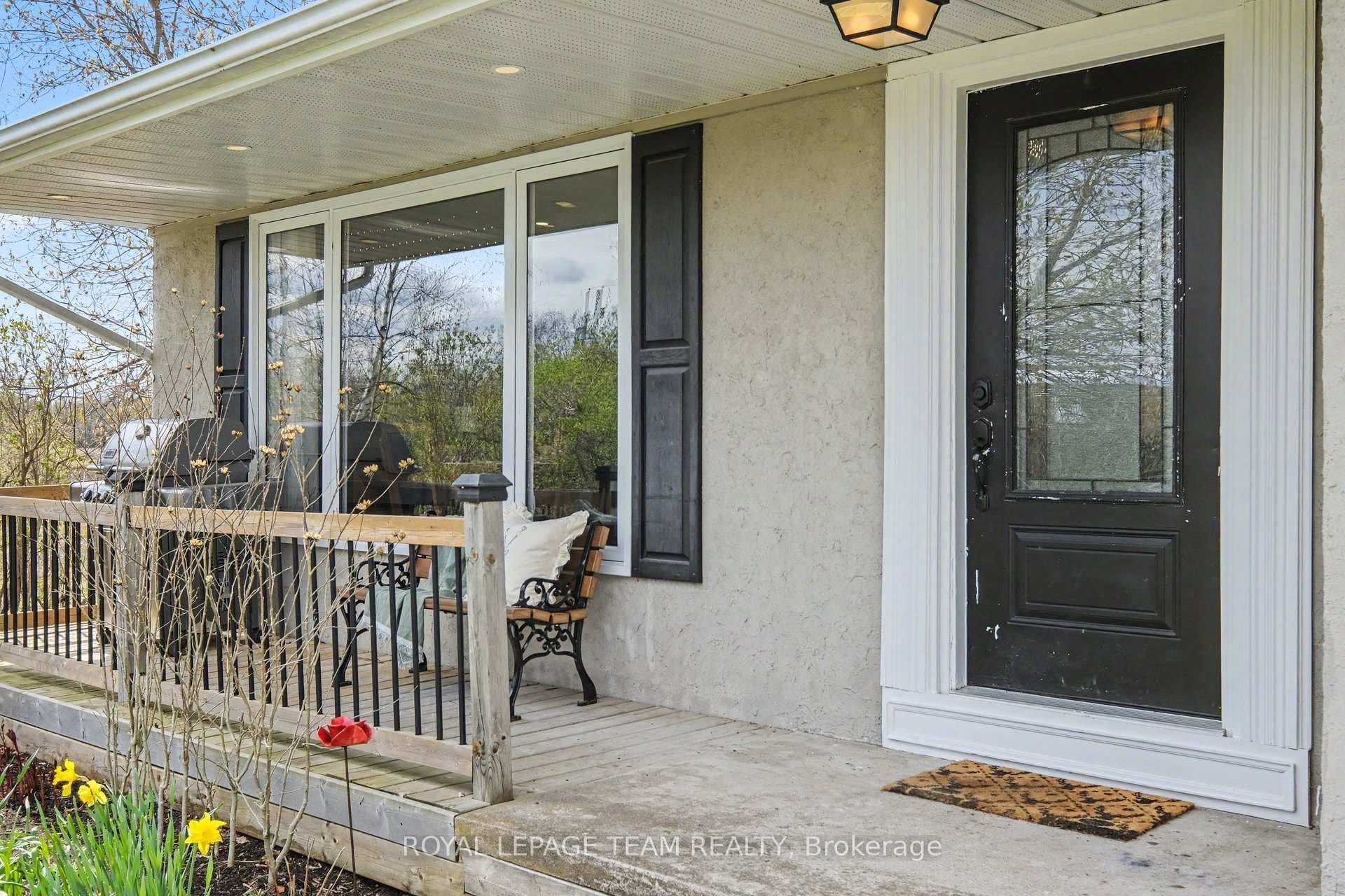 1246 South Gower Drive photo 4