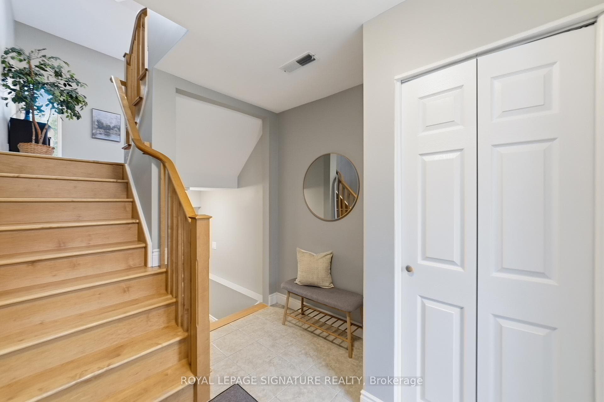 661 Childs Drive Unit 18 photo 2