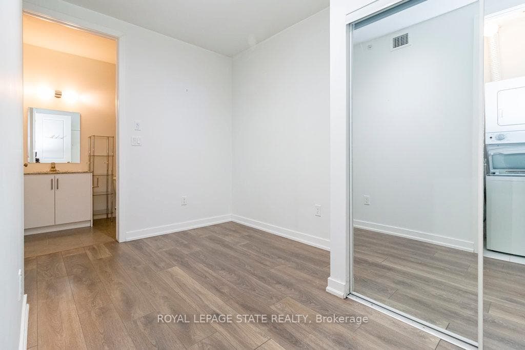 4040 Upper Middle Road Unit 417 photo 13