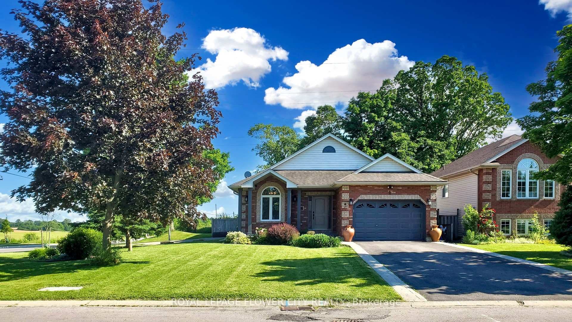 1 Fuller Drive photo 1
