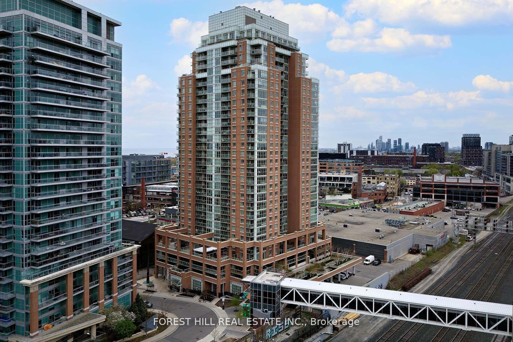 125 Western Battery Road Unit 303 photo 2