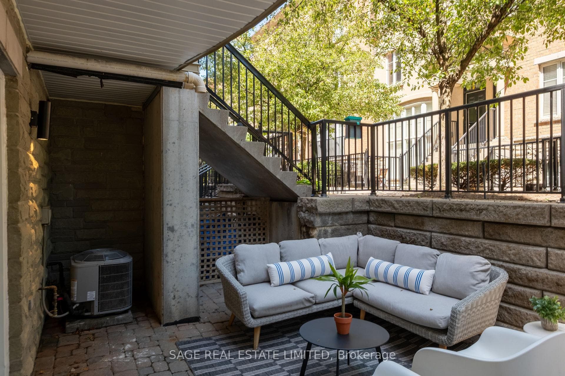 50 East Liberty Street Unit 1141 photo 22