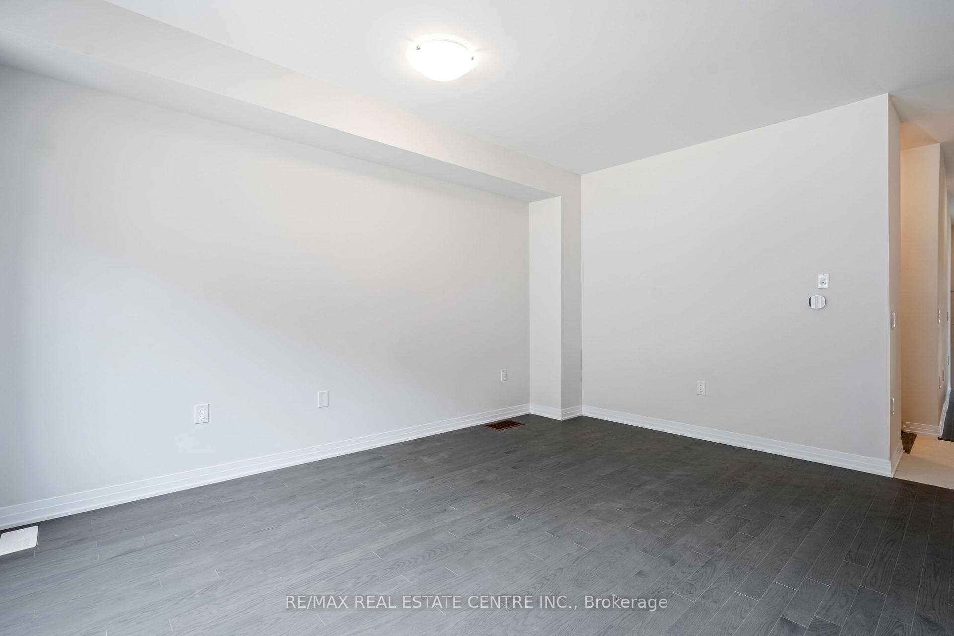104 Waters Way photo 13