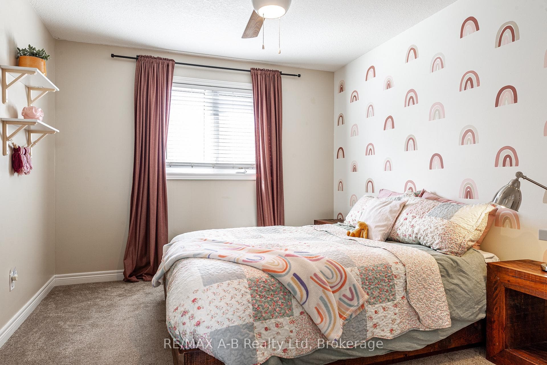 2nd bedroom