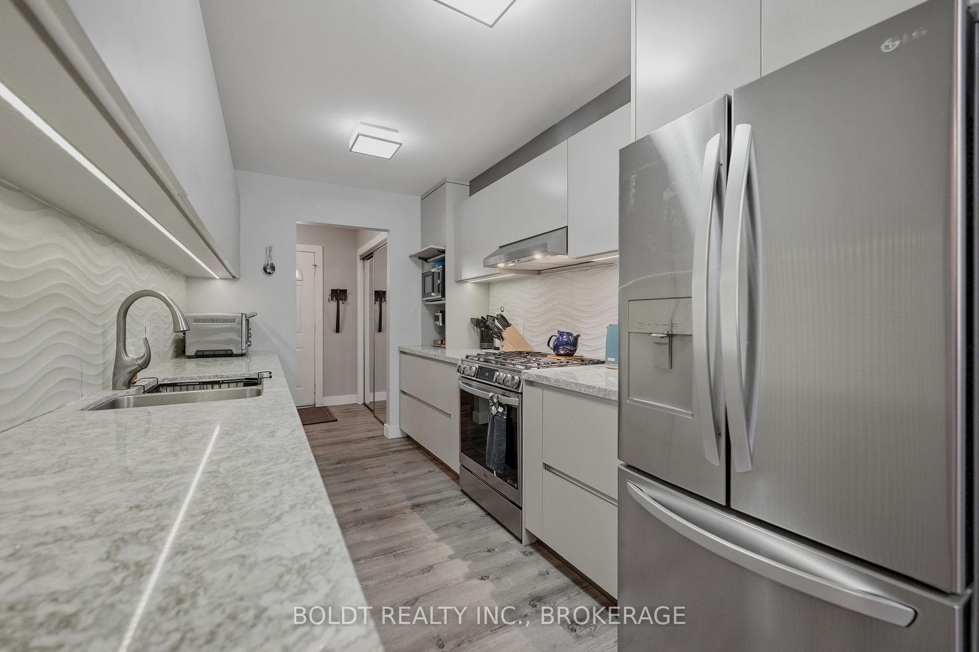 77 Erion Road Unit 14 photo 13