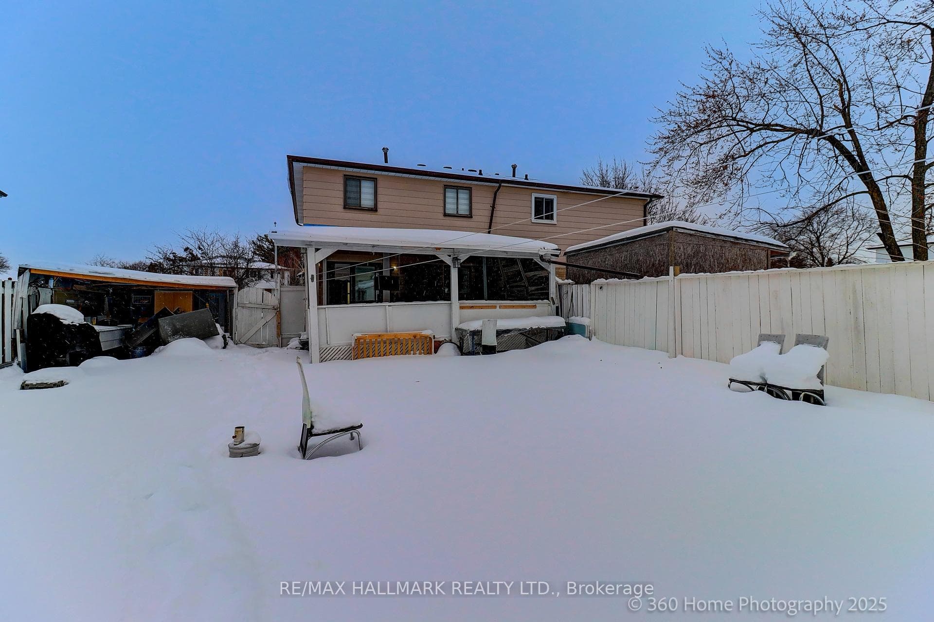 7 Grenadier Road photo 39