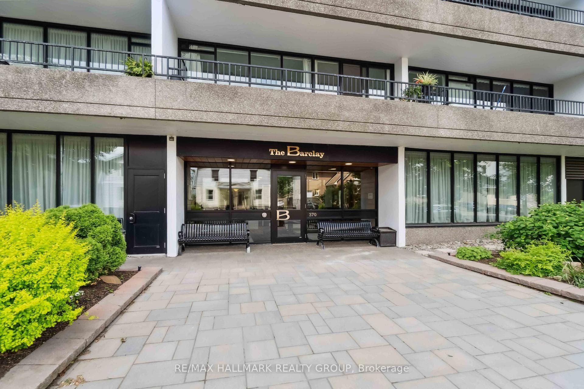 370 Dominion Avenue Unit 505 photo 4