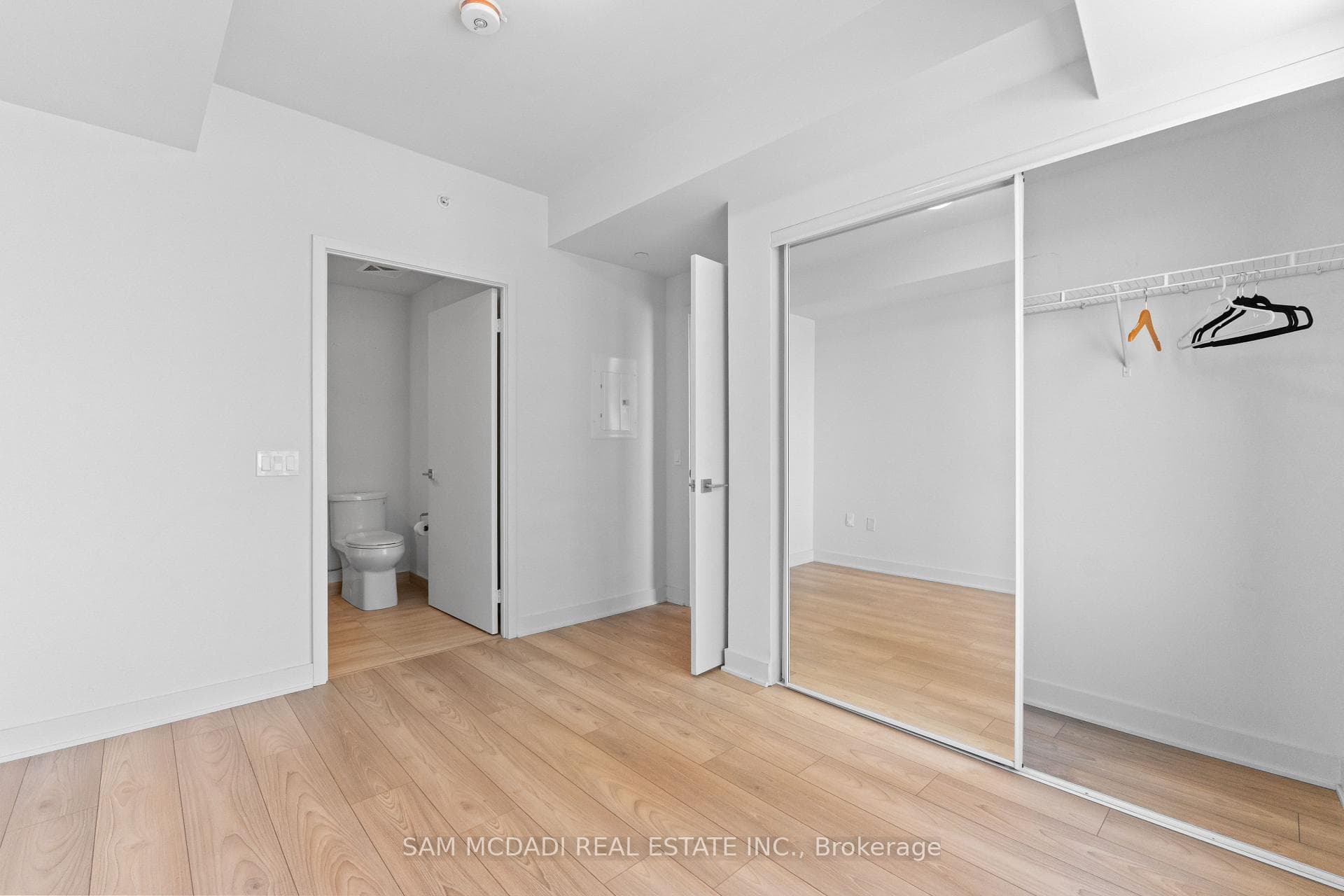 2920 Highway 7 Road Unit 2205 photo 10
