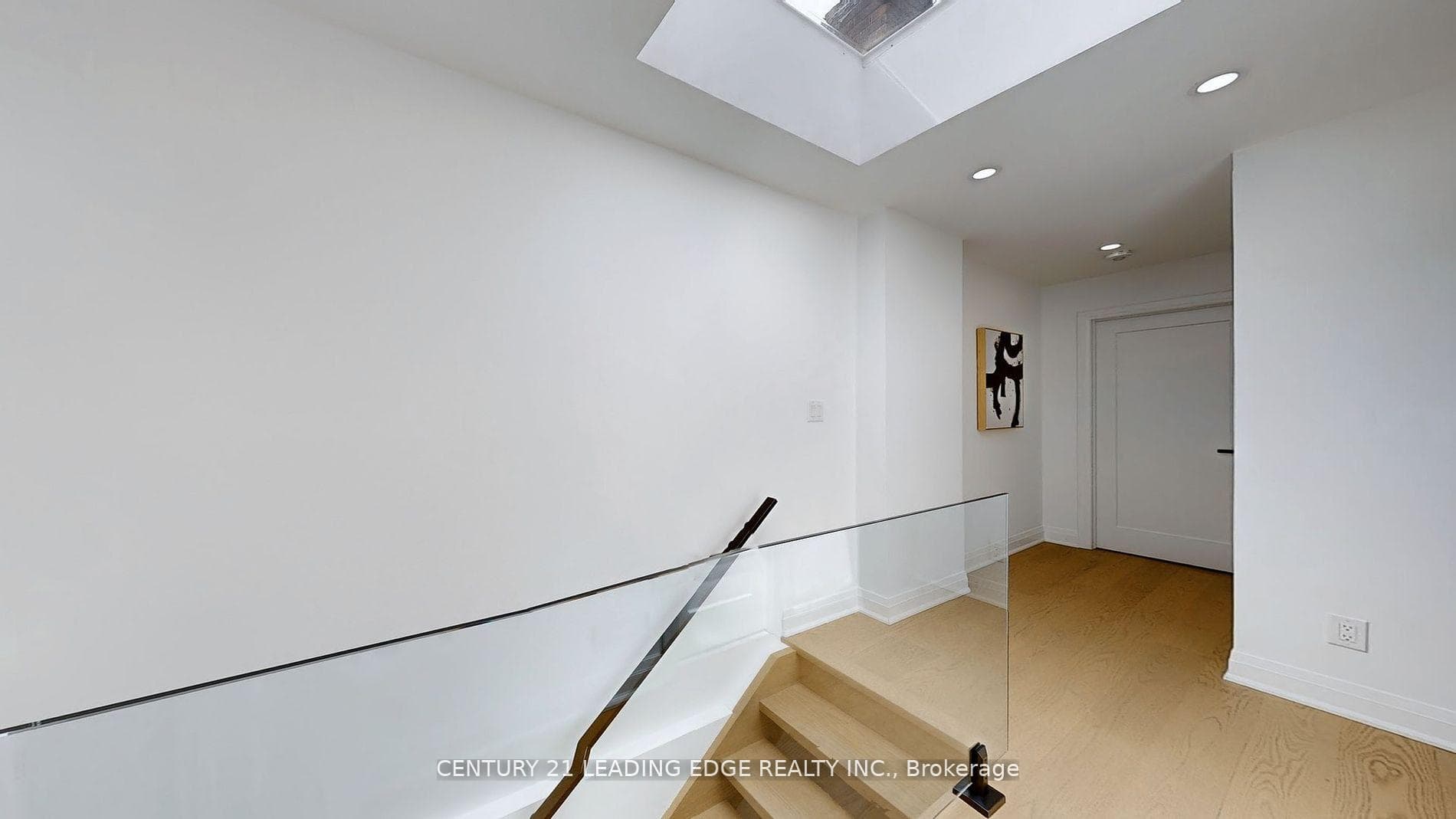 42 Linton Avenue photo 13