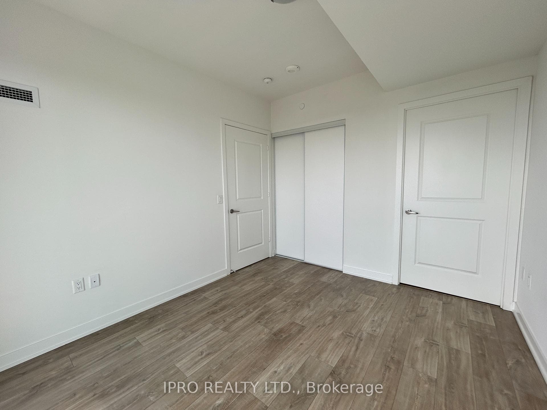 4655 Metcalfe Avenue Unit 1408B photo 12