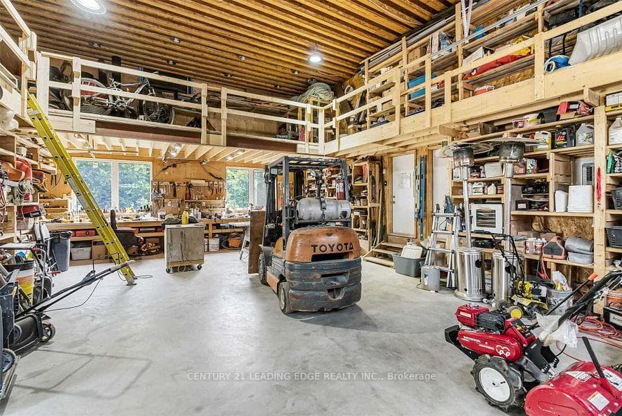 690 View Lake Road photo 49
