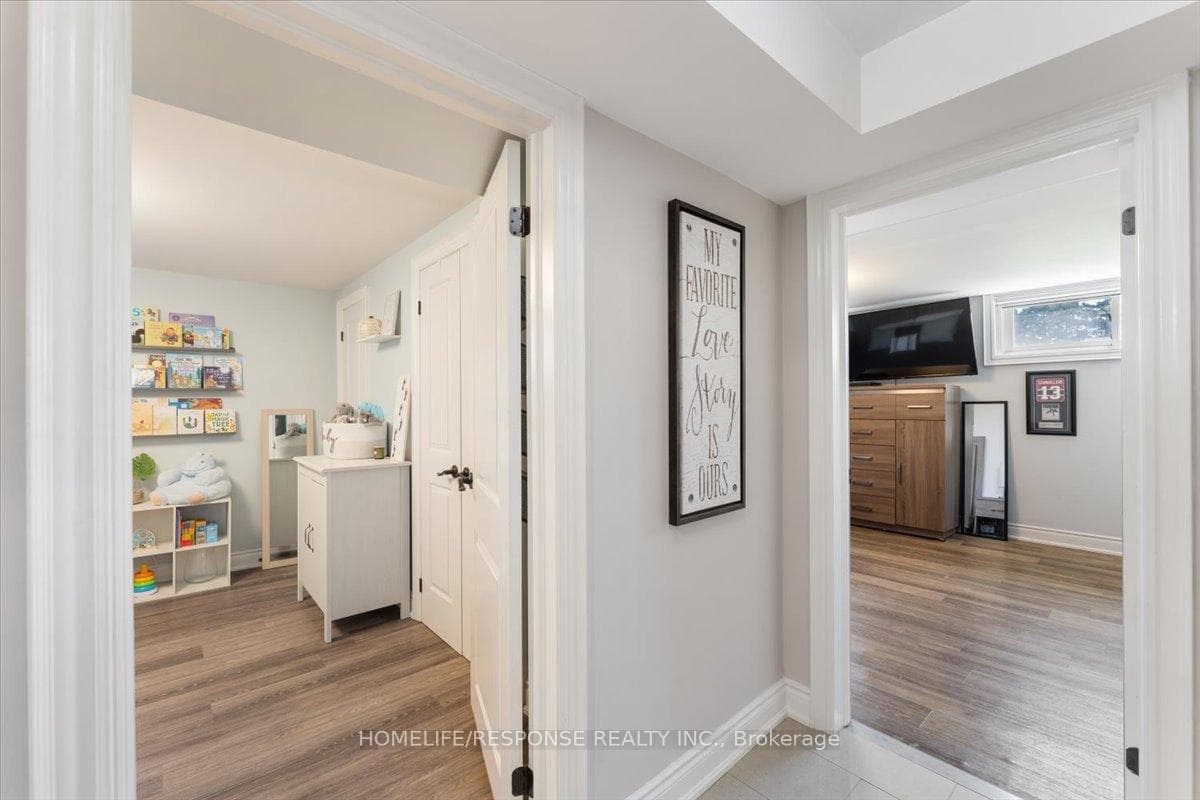 3414 SCHOMBERG Avenue photo 38