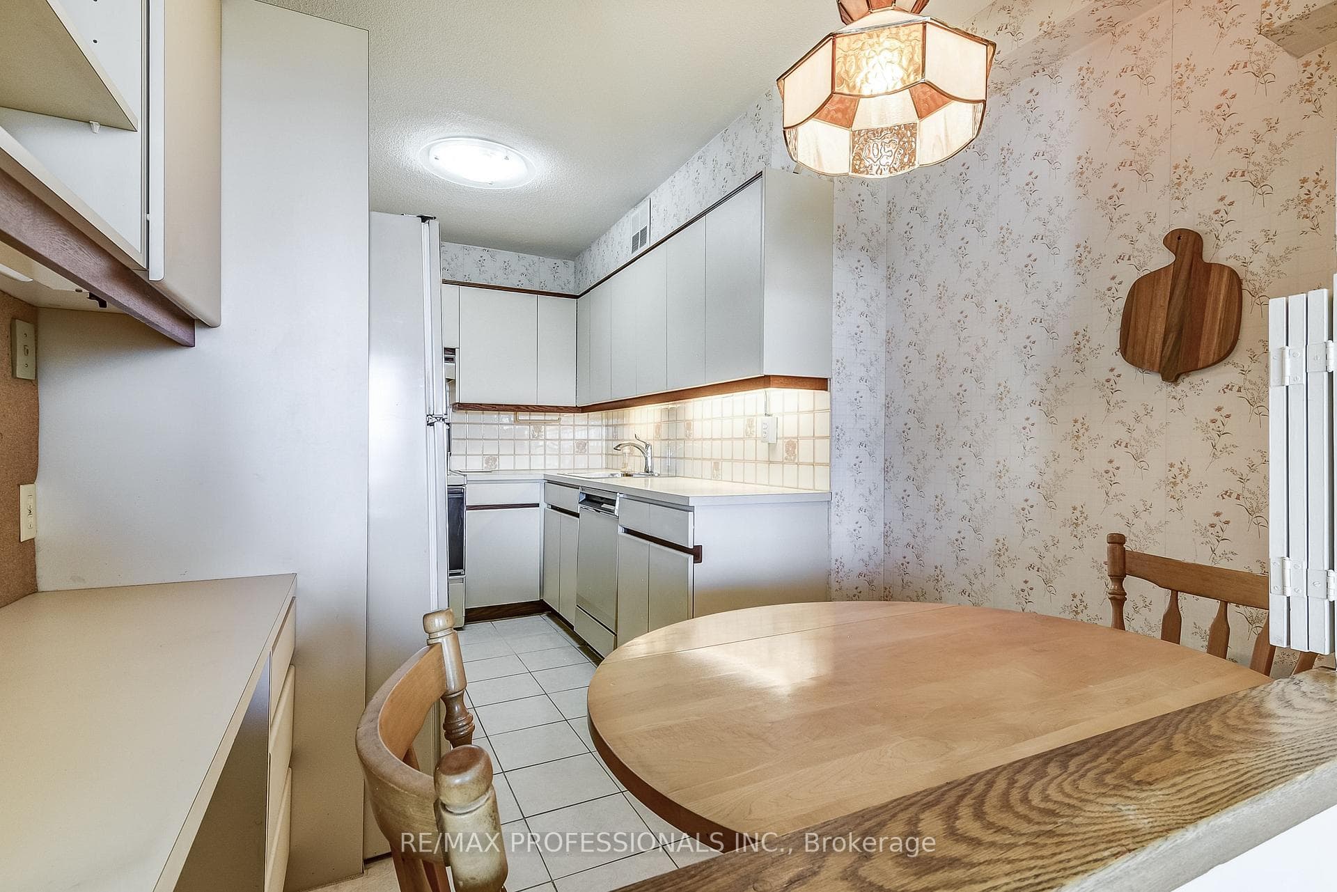 250 Scarlett Road Unit 1313 photo 11