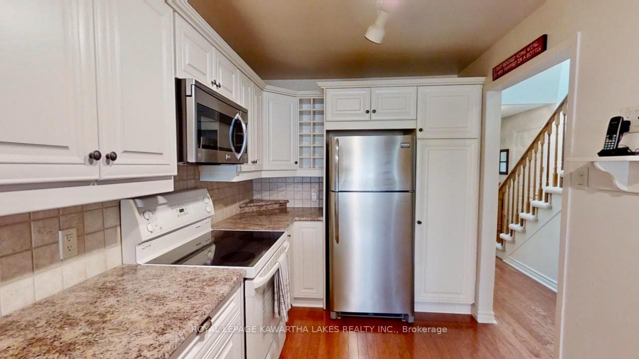 90 Parklawn Boulevard Unit 7 photo 10