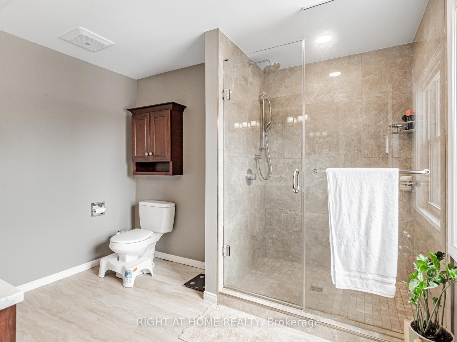 116 Beryl Avenue photo 24