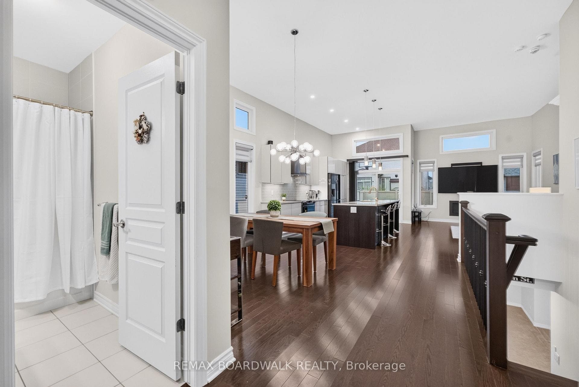 12 Ft Ceilings in the Dining, Kitchen & Living Rm