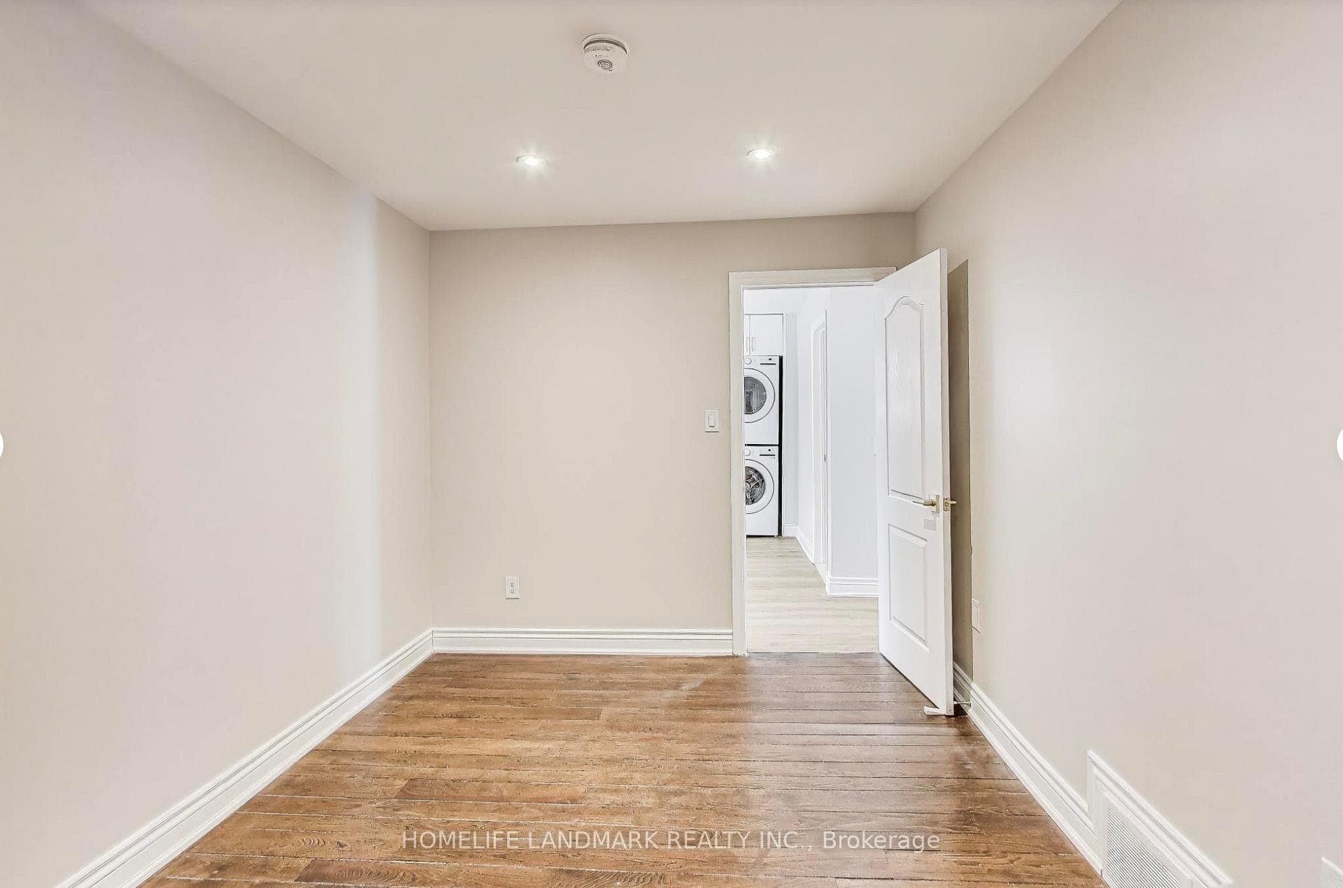 89 Chiswick Avenue Unit Upper photo 12