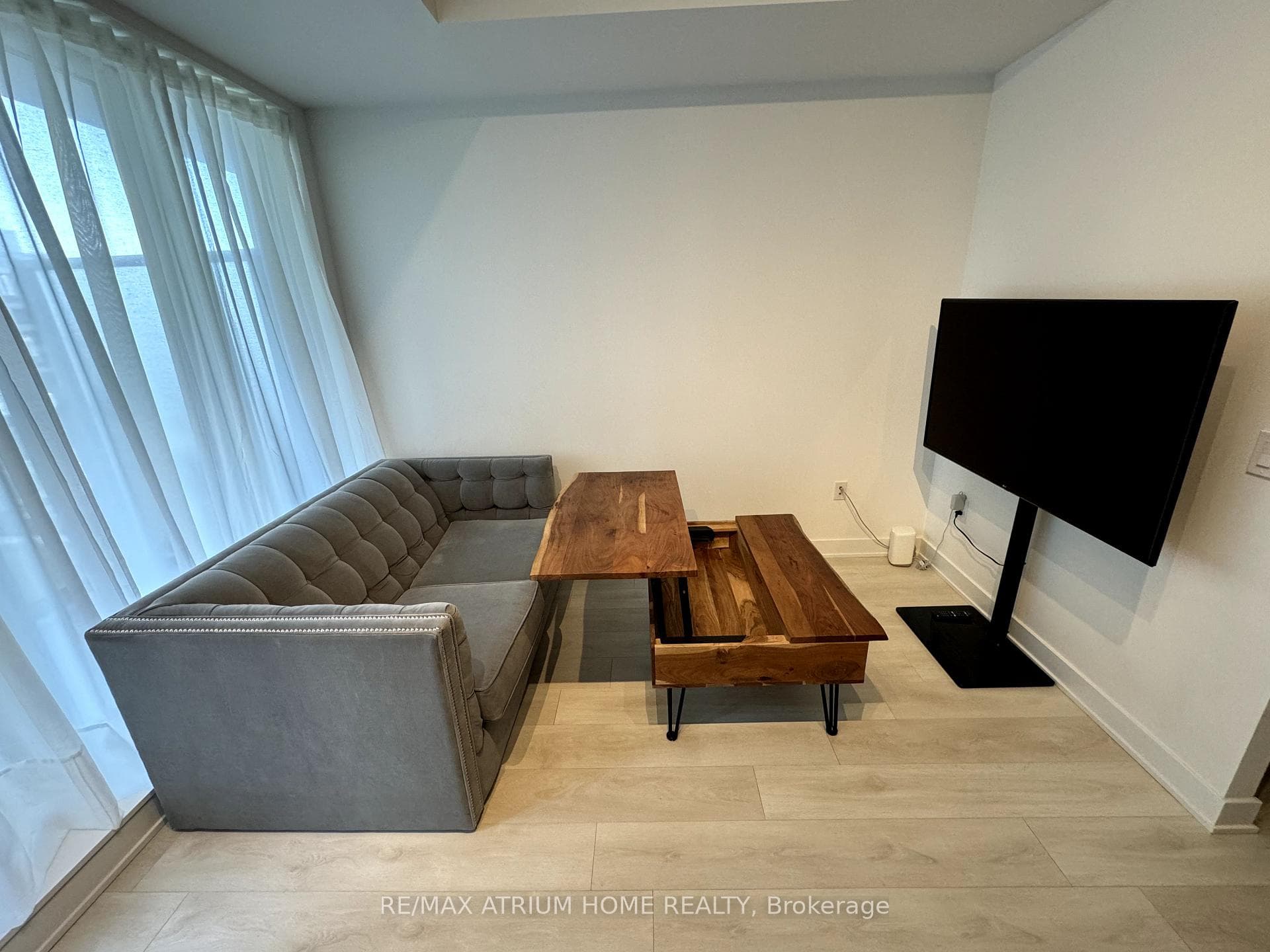 130 River Street Unit 606 photo 5