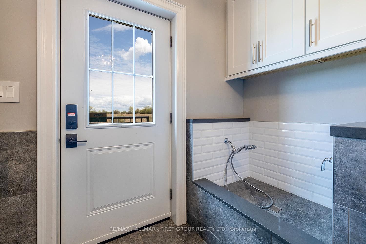 121 Gilson Street photo 29