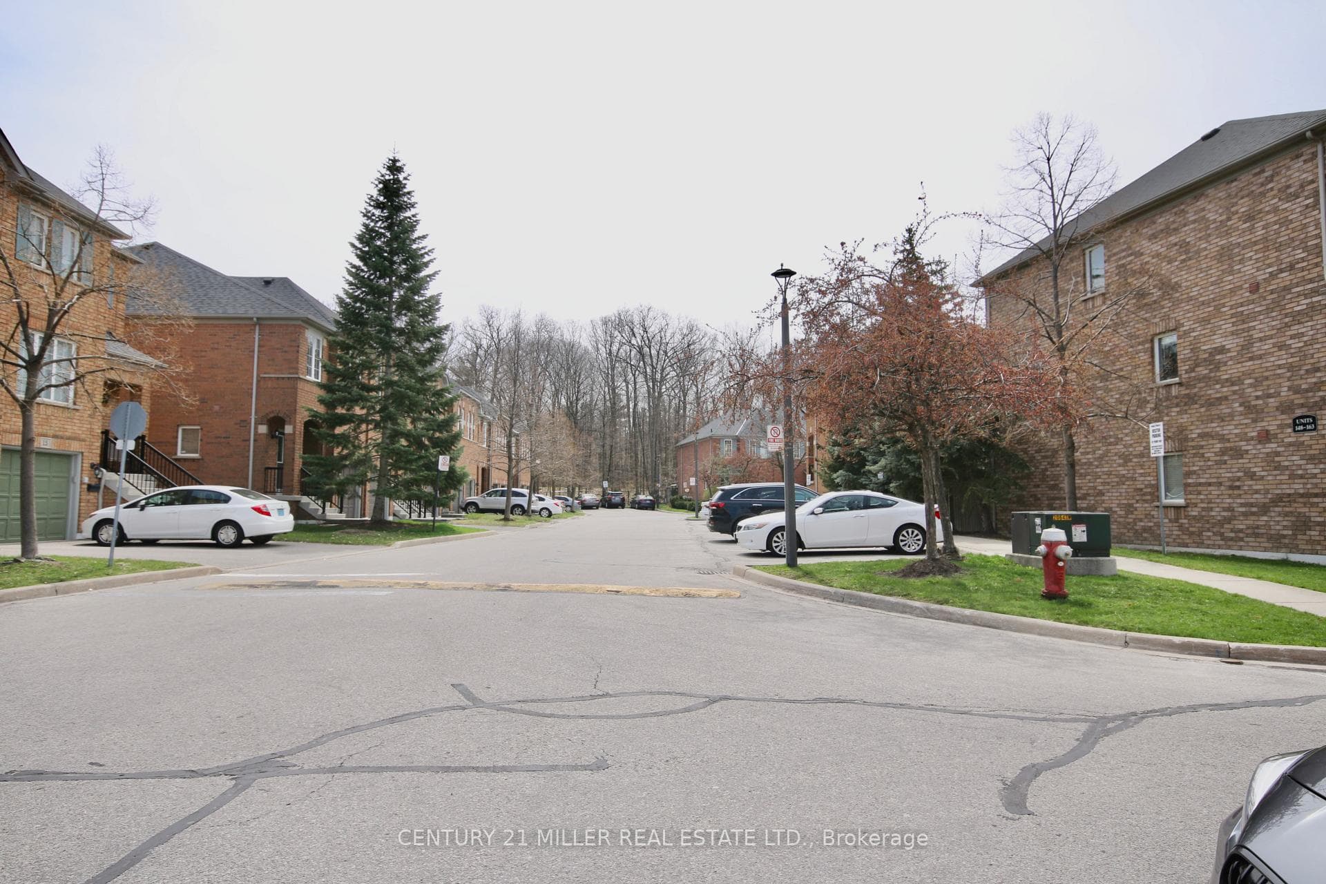 5530 Glen Erin Drive Unit 140 photo 2