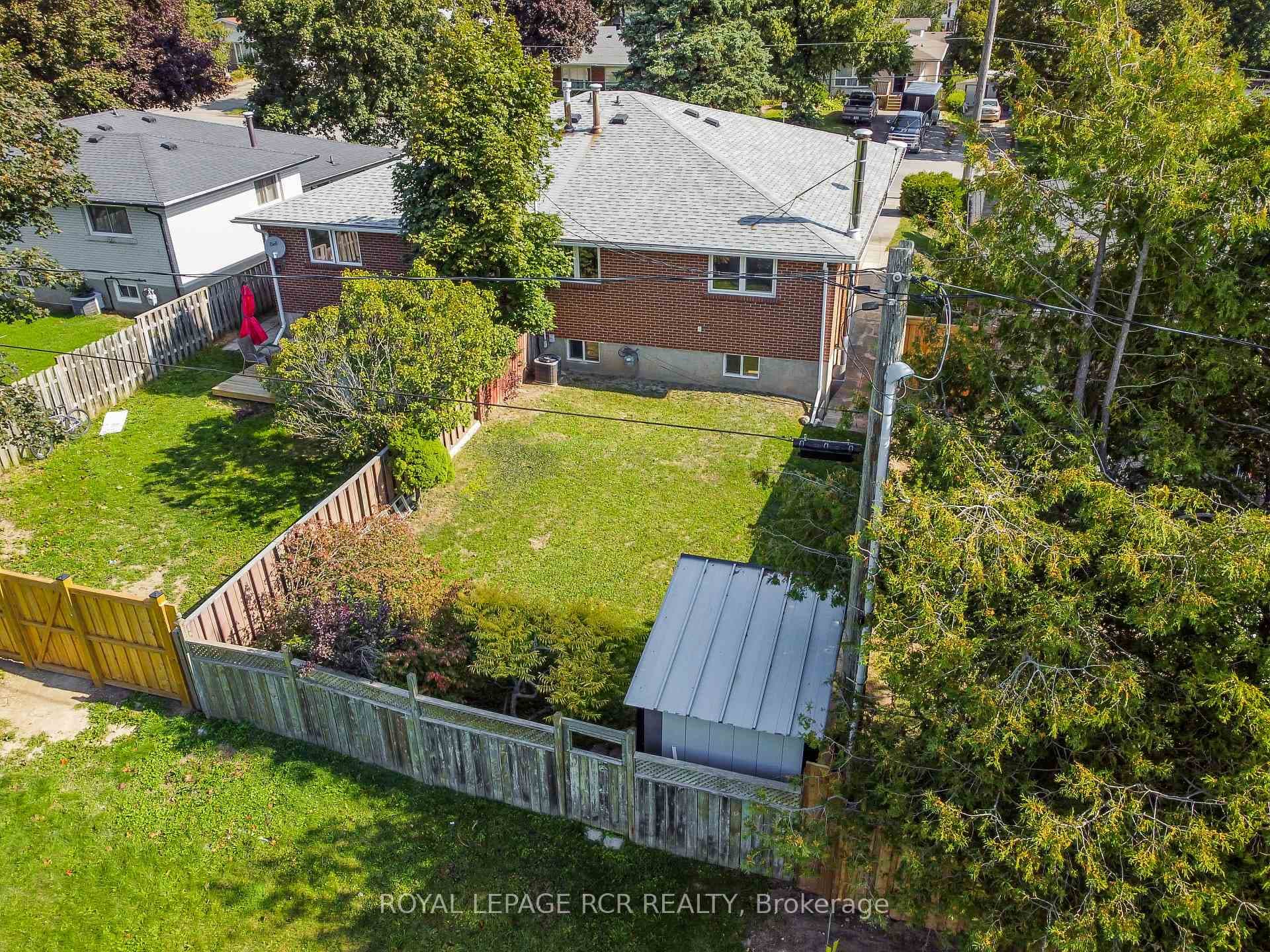 92A Dawson Road photo 31