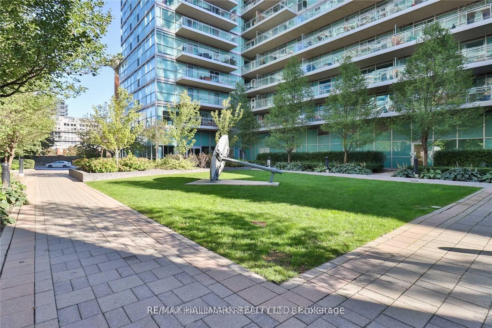 80 Western Battery Road Unit 2012 photo 19