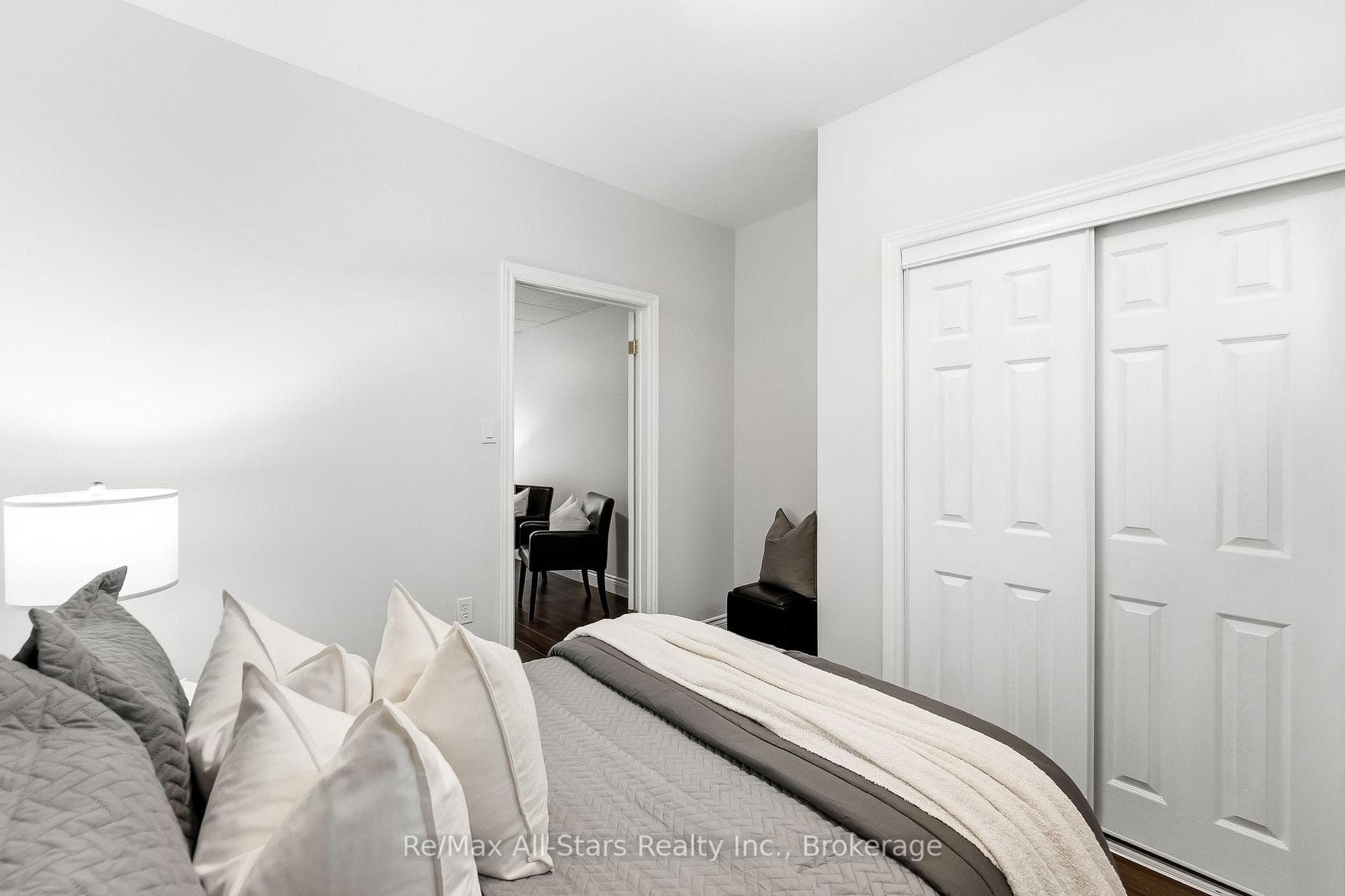 20915 Brunon Avenue photo 25