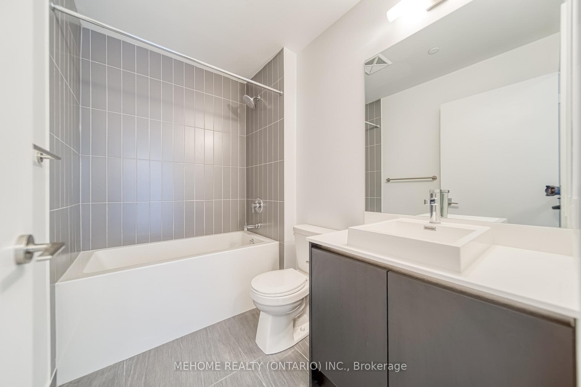 251 Manitoba Street Unit 110 photo 21