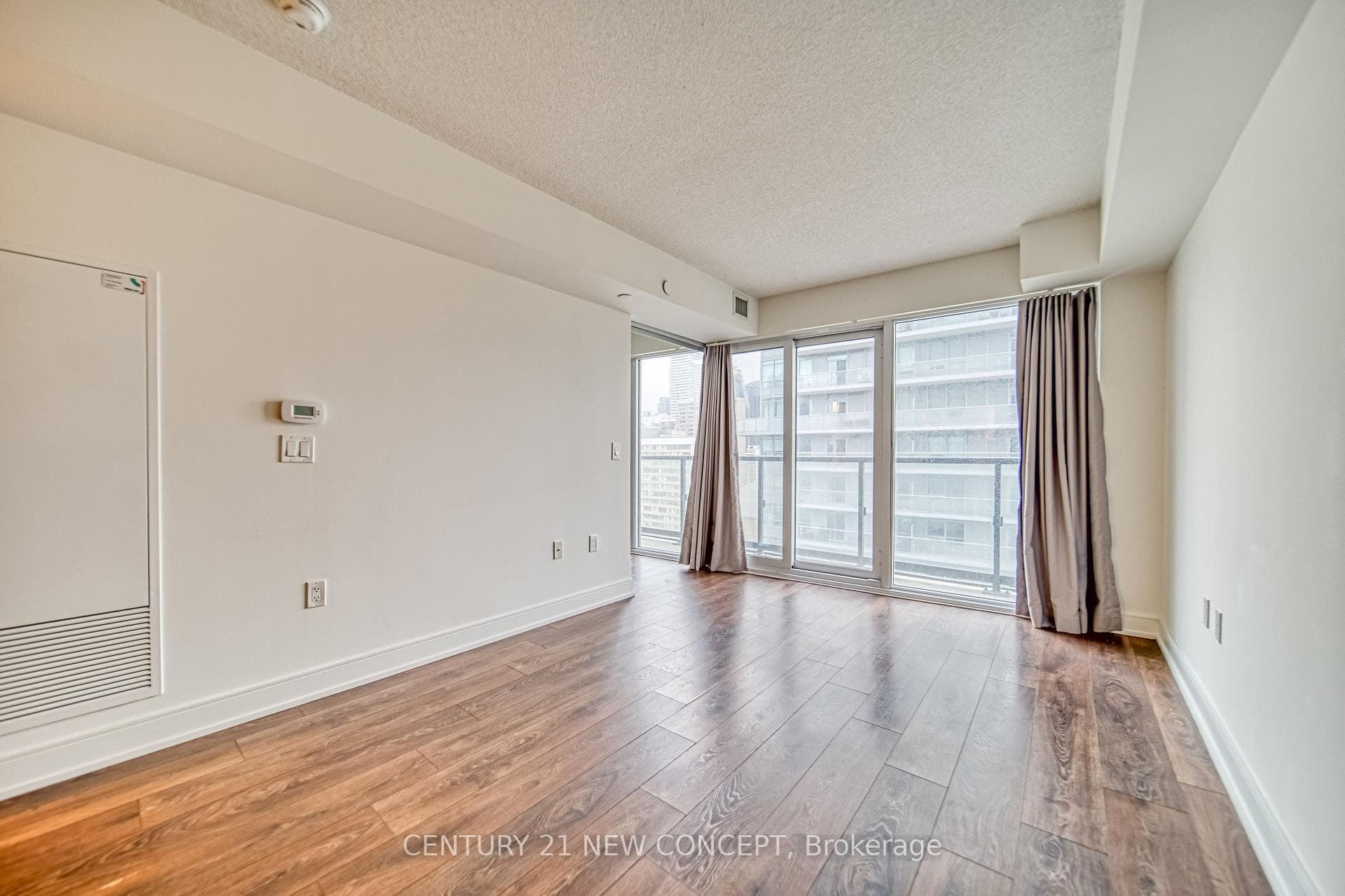 89 Mcgill Street Unit 1804 photo 9