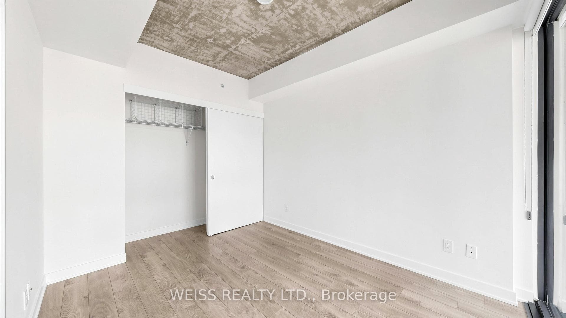 185 Roehampton Avenue Unit 520 photo 19