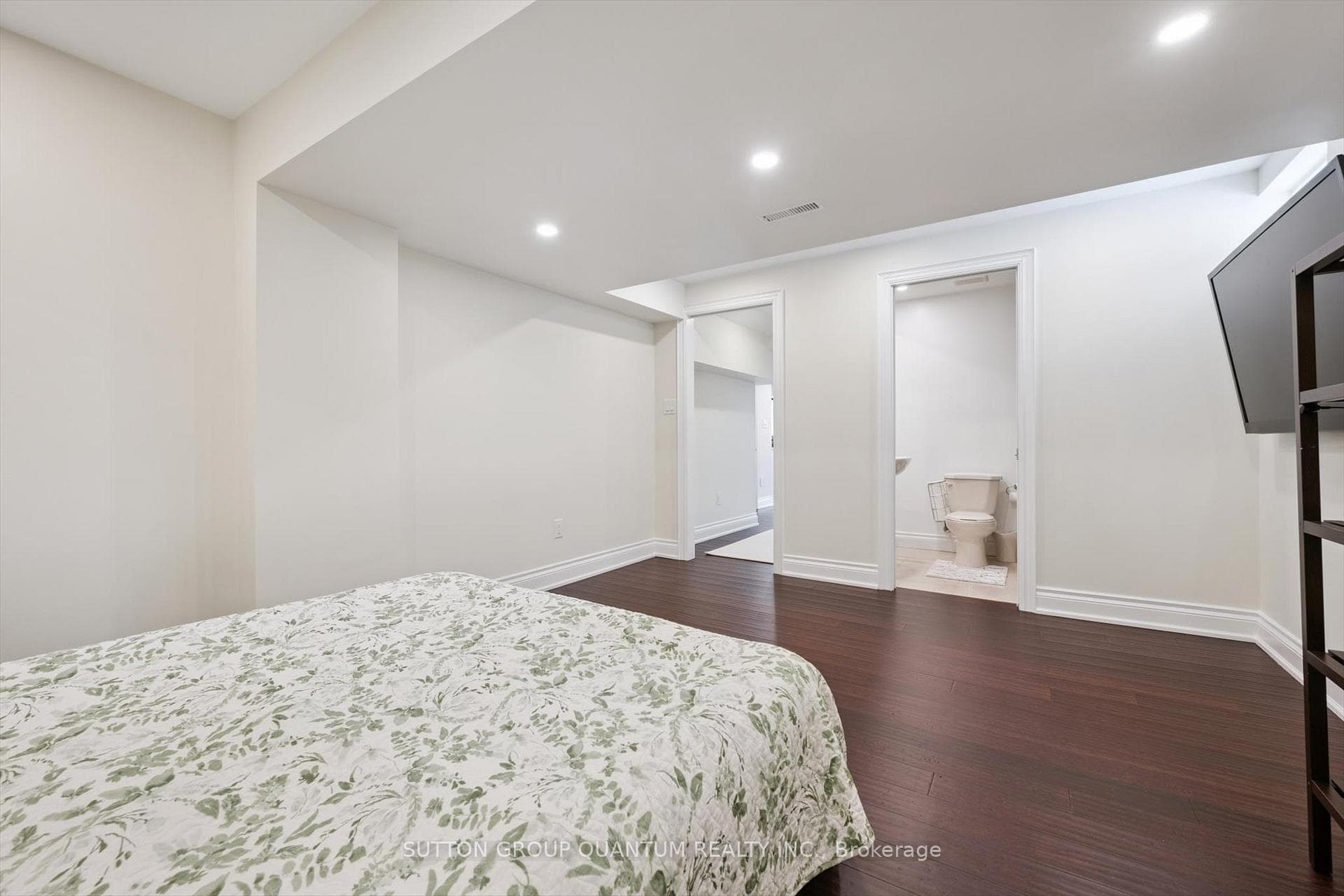 68 Westowanis Drive photo 36