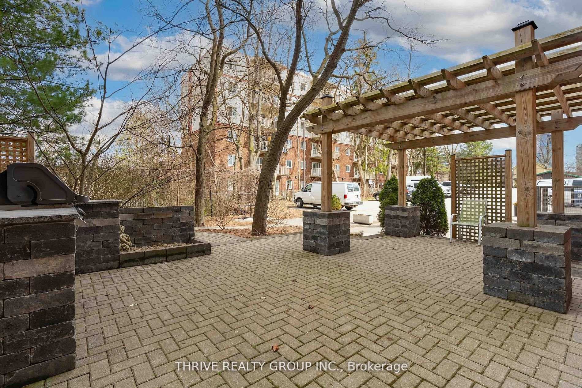600 Talbot Street Unit 803 photo 27