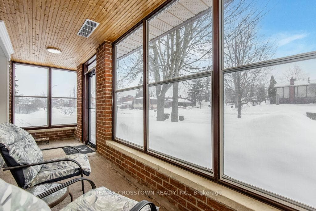 6 Deerpark Drive photo 8