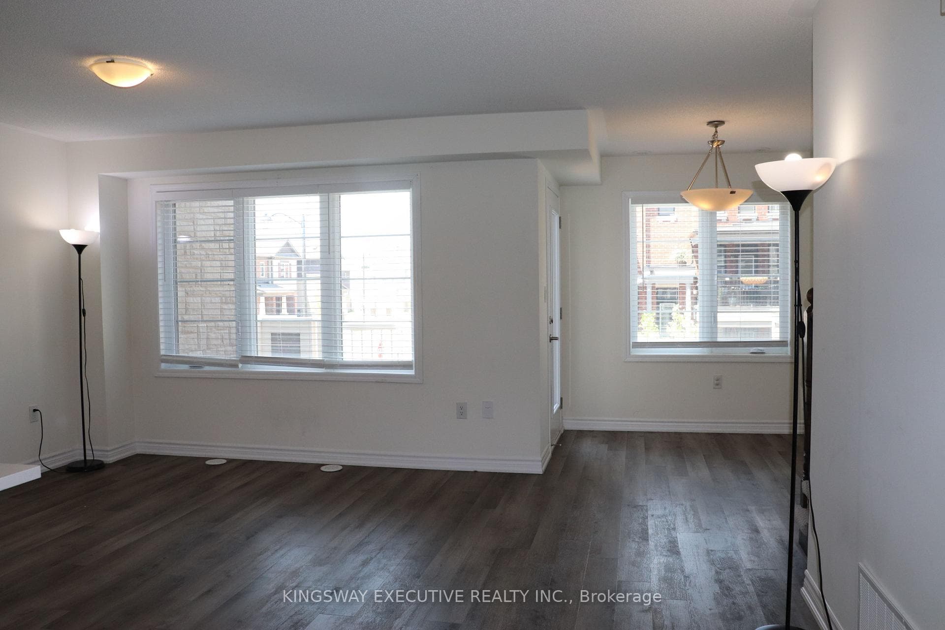 940 BALSAM Court photo 14