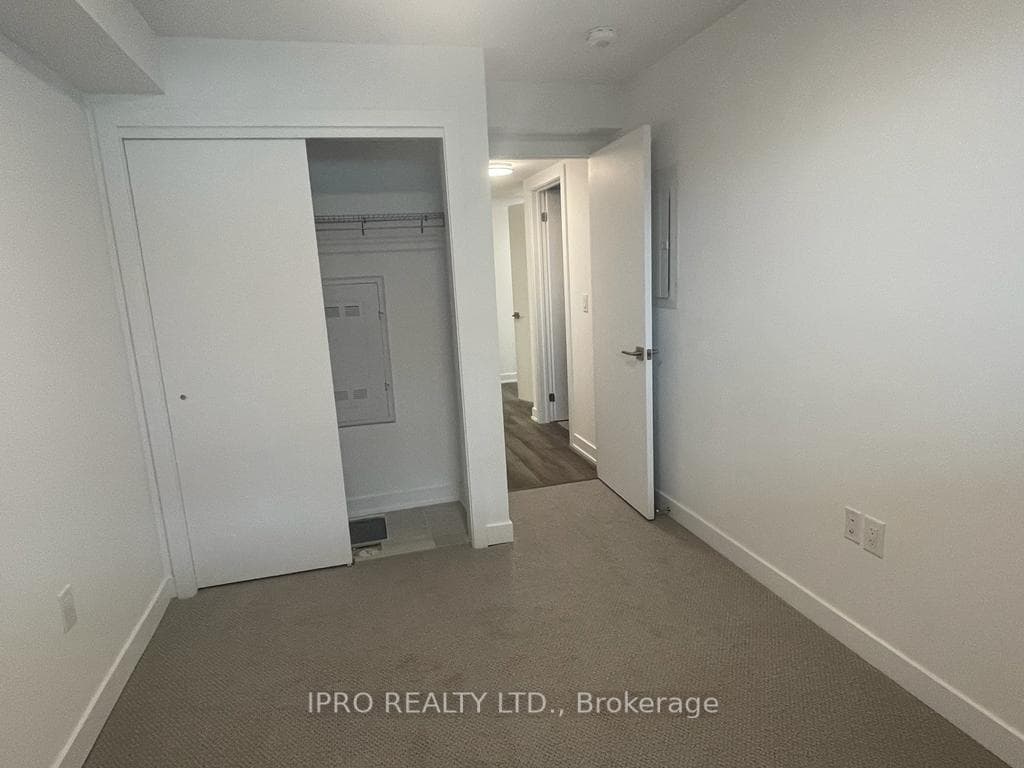 195 Veterans Drive Unit 9 photo 12