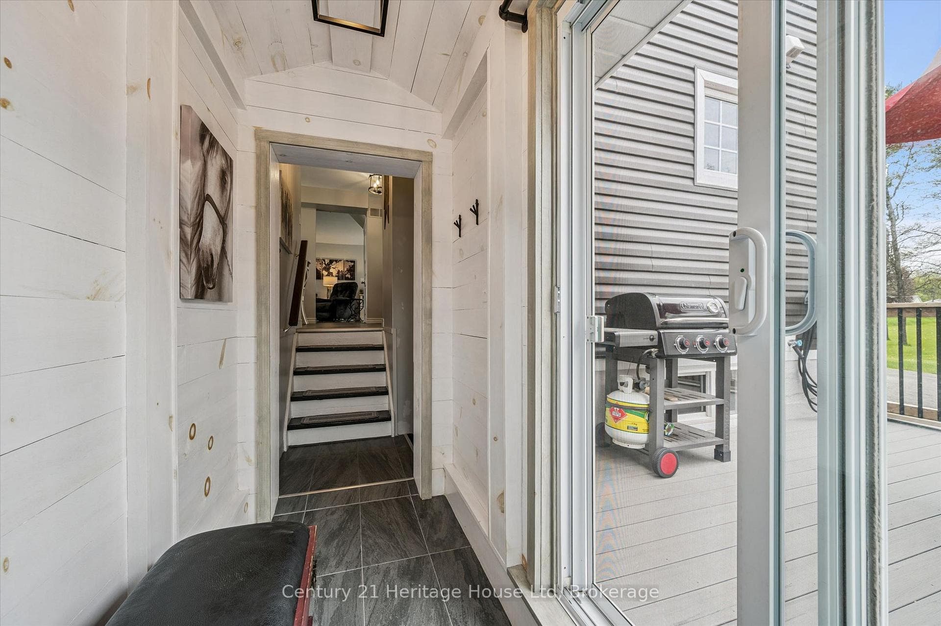 584077 Beachville Road photo 27