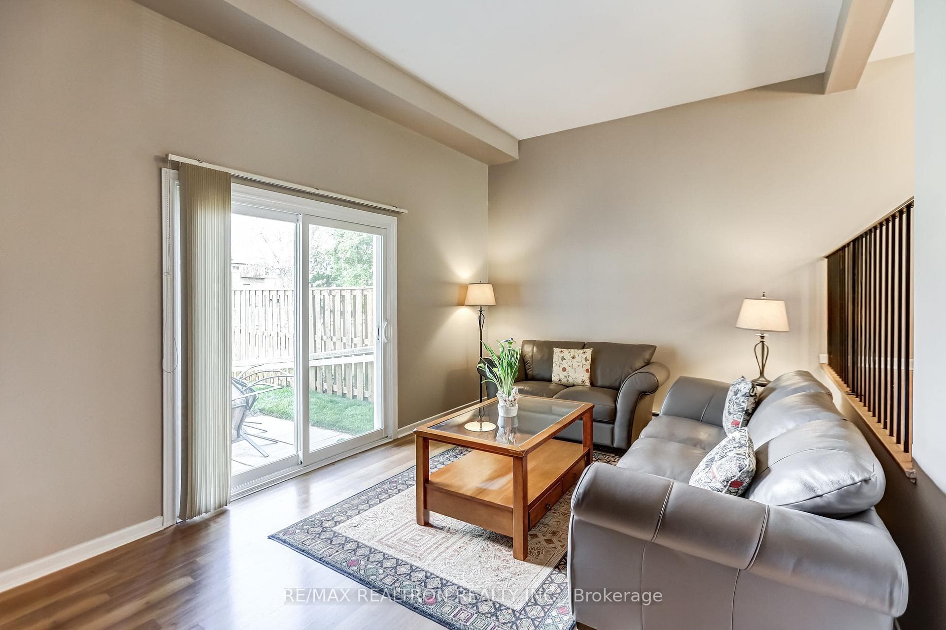 121 Centennial Road Unit 6 photo 5